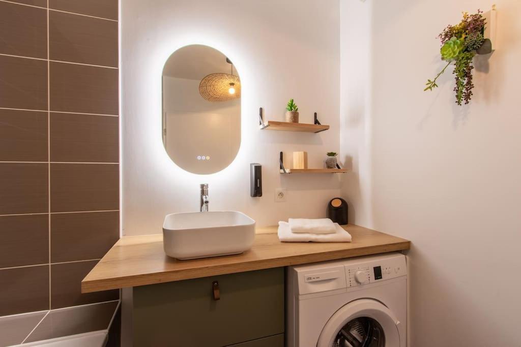 Appartement Des Grands Lacs ซองกีเนต์ ภายนอก รูปภาพ